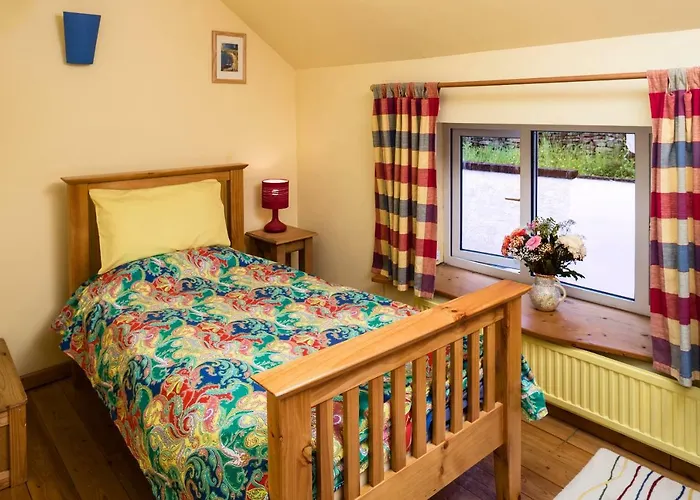 1 Tan Yr Eglwys Barn Cottage