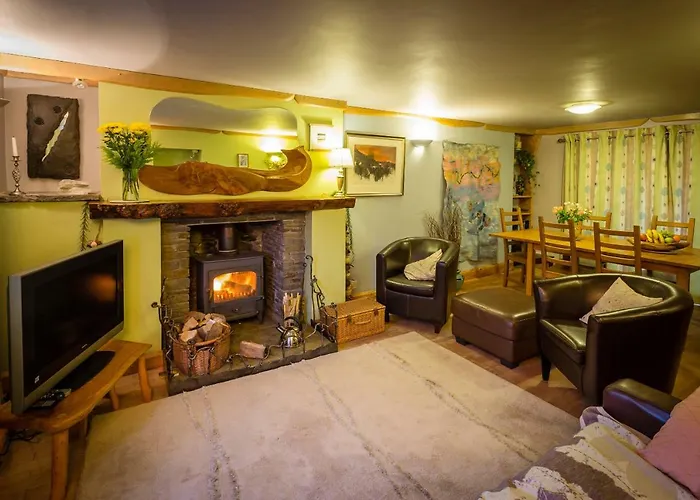 1 Tan Yr Eglwys Barn Cottage